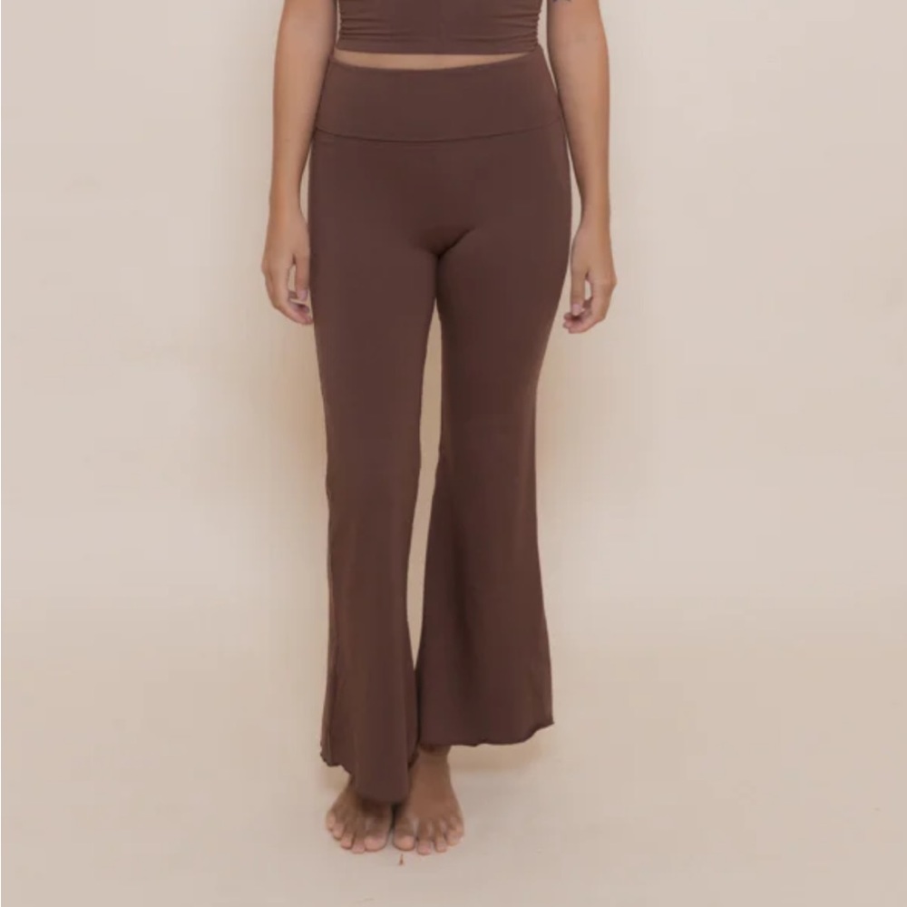 Agni flares chocolate indigo Luna